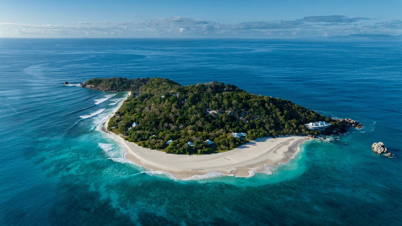 Day 6: Curieuse – Cousin Island – Anse Lazio (12.00 NM)